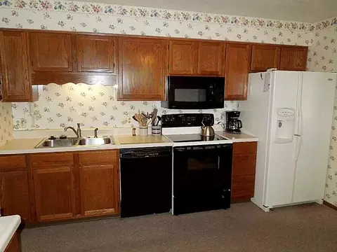 4906 Auston St, Springfield, OH 45502 photo 3
