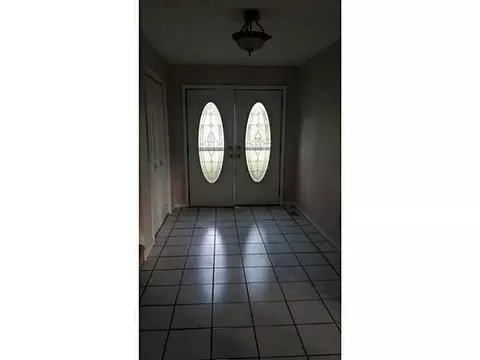 426 Holiday, Springfield, OH 45505 photo 3