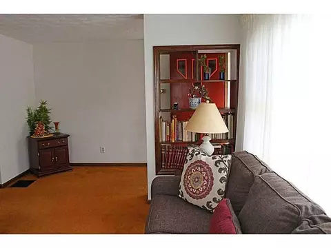 1430 Northgate, Springfield, OH 45504 photo 4