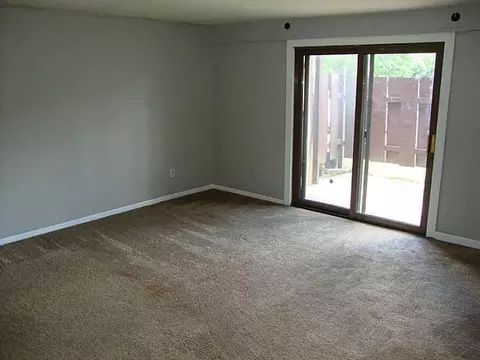 613 Villa Rd #J, Springfield, OH 45503 photo 4
