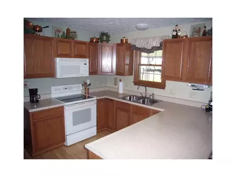 1794 Willow Rdg #., Springfield, OH 45502 photo 8