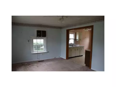 2220 S Hadley Rd, Springfield, OH 45505 photo 6