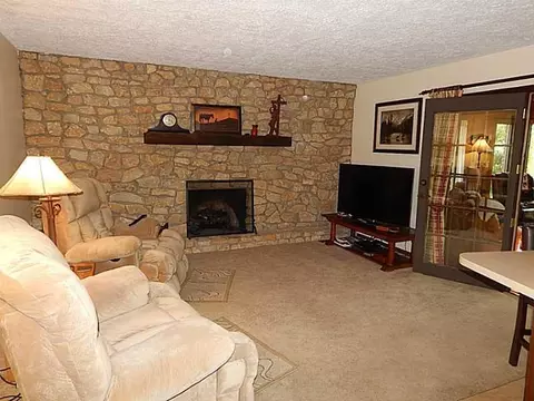 500 Tollhouse Rd, Springfield, OH 45504 photo 7