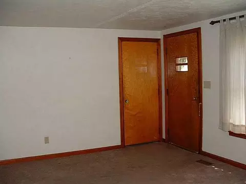 217 E Roseland Dr, Springfield, OH 45503 photo 3