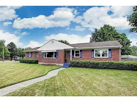 2520 Northmoor Dr, Springfield, OH 45503 photo 2