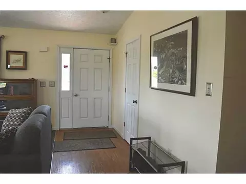 6550 N Hampton Rd, Springfield, OH 45502 photo 10