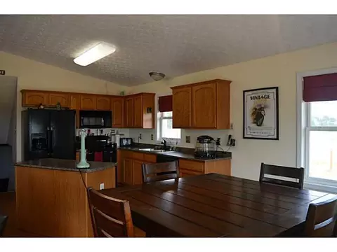 6550 N Hampton Rd, Springfield, OH 45502 photo 5