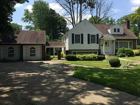 505 S Broadmoor, Springfield, OH 45504 photo 2