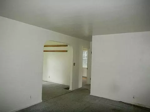 1731 Crestview Dr, Springfield, OH 45504 photo 5