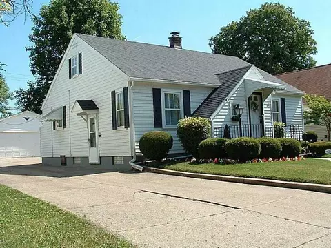 810 W First St, Springfield, OH 45504 photo 1