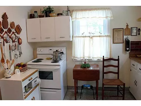 1707 Crestview, Springfield, OH 45504 photo 10