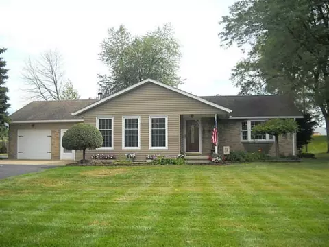 2695 Old Springfield, Springfield, OH 45502 photo 1