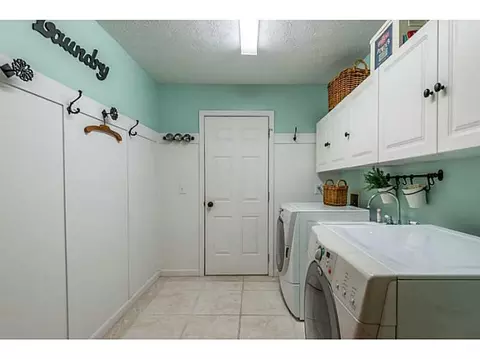 4943 Riley, Springfield, OH 45502 photo 11