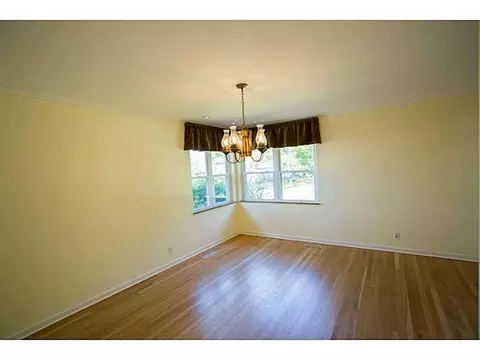 445 N Broadmoor, Springfield, OH 45504 photo 6