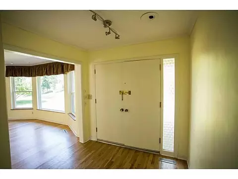 445 N Broadmoor, Springfield, OH 45504 photo 3