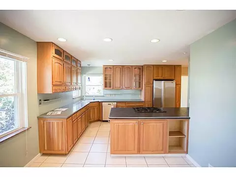 445 N Broadmoor, Springfield, OH 45504 photo 9