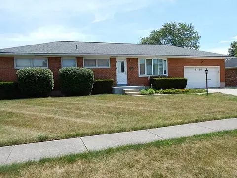 5310 Stoneridge, Springfield, OH 45503 photo 1