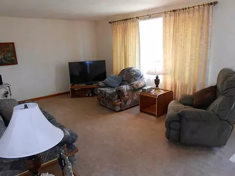 5310 Stoneridge, Springfield, OH 45503 photo 3