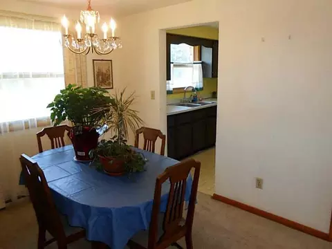5310 Stoneridge, Springfield, OH 45503 photo 8