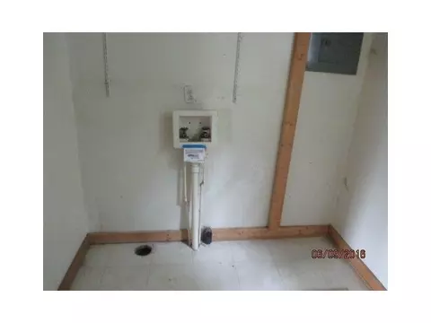 520 N Gilbert, Ada, OH 45810 photo 7