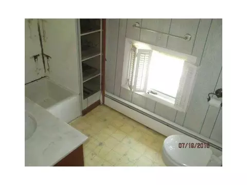 46 Main St, Leipsic, OH 45856 photo 9
