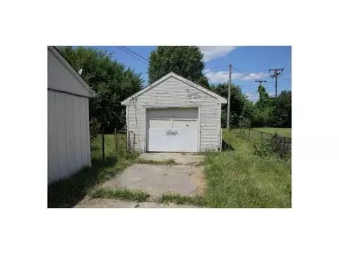 138 W Auburn, Springfield, OH 45506 photo 2