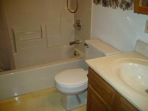 1604 Meadowview Dr, Celina, OH 45822 photo 9