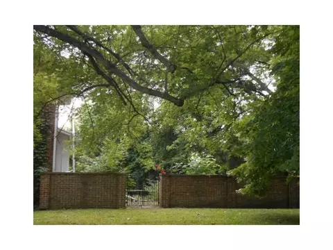 220 Thomaston Trl, Springfield, OH 45503 photo 5