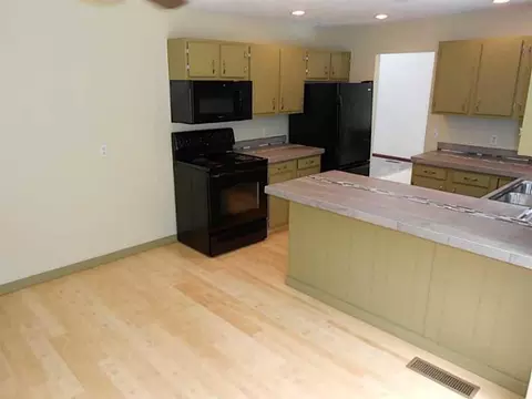 614 N Bird, Springfield, OH 45503 photo 12