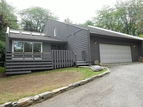 614 N Bird, Springfield, OH 45503 photo 1