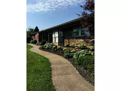 1475 Bowman, Springfield, OH 45502 photo 3