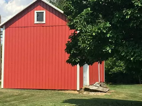 1445 Fairfield Pk, Springfield, OH 45506 photo 3