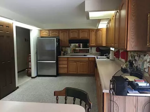 1445 Fairfield Pk, Springfield, OH 45506 photo 6