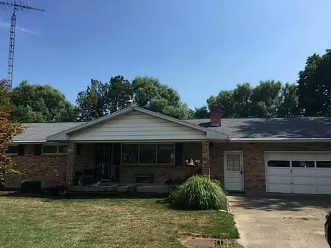 1445 Fairfield Pk, Springfield, OH 45506 photo 1