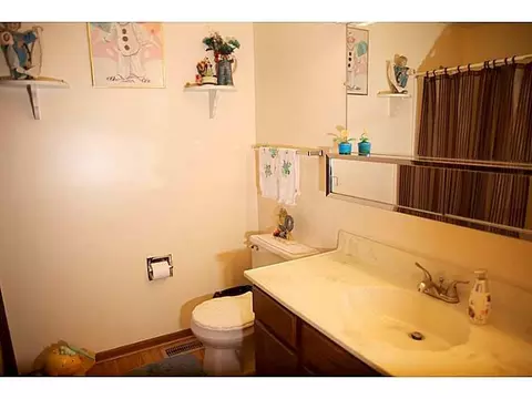 3957 Tacoma, Springfield, OH 45503 photo 6