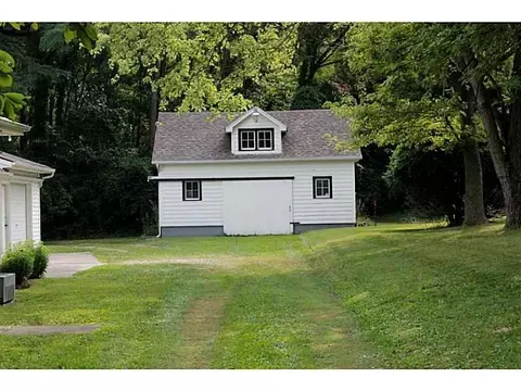 240 Ogden Rd, Springfield, OH 45503 photo 2