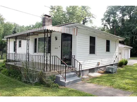 240 Ogden Rd, Springfield, OH 45503 photo 3