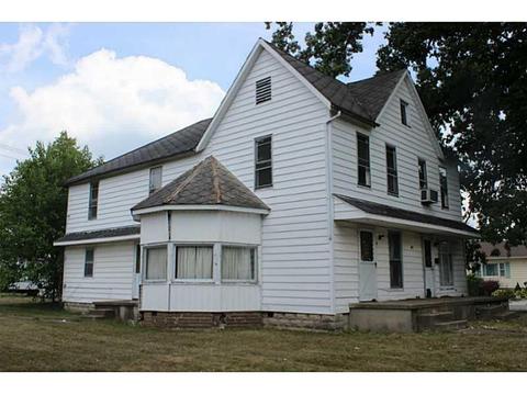 327 E Fulton, Celina, OH 45822 photo 2