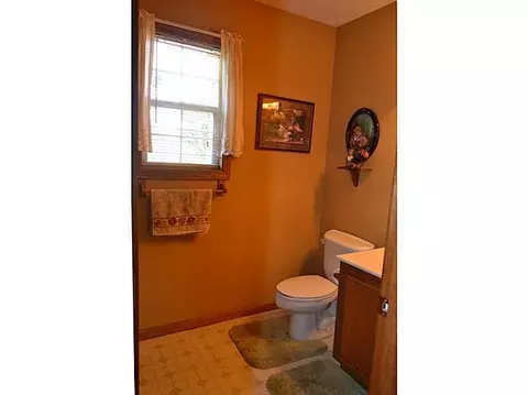 678 Timberview, Springfield, OH 45502 photo 11