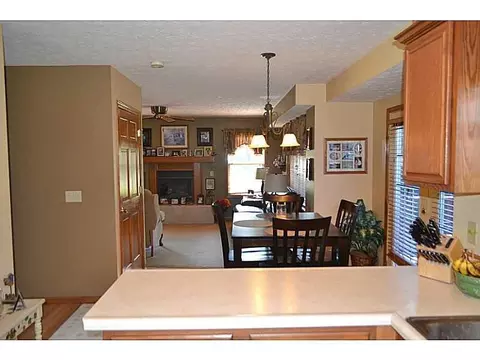 678 Timberview, Springfield, OH 45502 photo 9