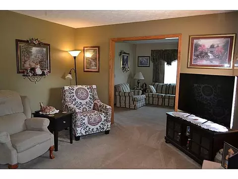 678 Timberview, Springfield, OH 45502 photo 6