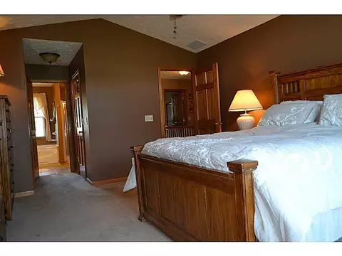 678 Timberview, Springfield, OH 45502 photo 14