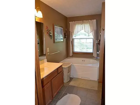 678 Timberview, Springfield, OH 45502 photo 15