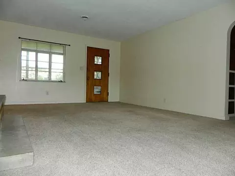 3331 Troy Rd, Springfield, OH 45504 photo 5