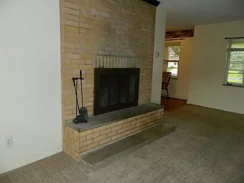 3331 Troy Rd, Springfield, OH 45504 photo 7