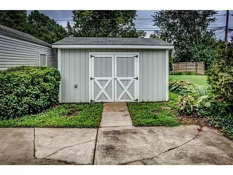803 Snowhill Blvd, Springfield, OH 45504 photo 25