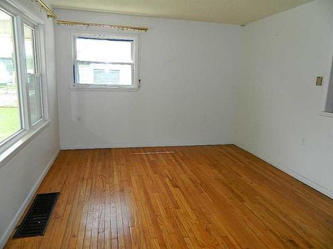 1107 Lafayette Ave, Springfield, OH 45505 photo 3
