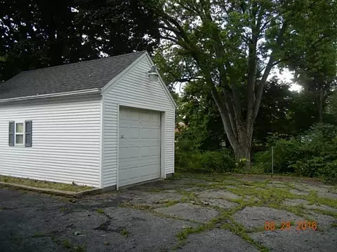 720 W Second, Springfield, OH 45504 photo 13