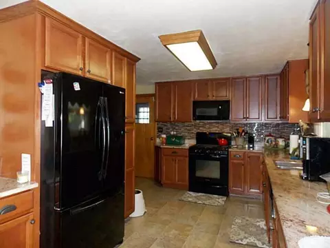5237 Taywell Dr, Springfield, OH 45503 photo 3