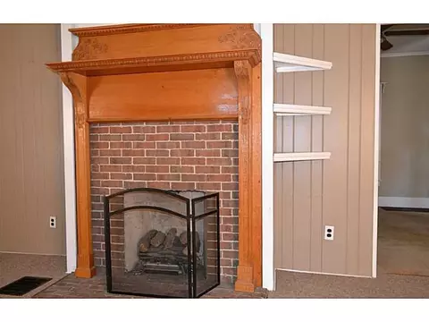 1328 N Limestone St, Springfield, OH 45503 photo 5